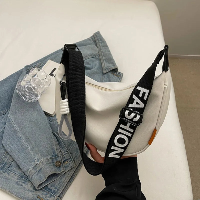 2025 New Fashion Crossbody Bag Simple Wide Shoulder Strap Design Single Shoulder Bag Original Style Commuting Dumpling Women Bag