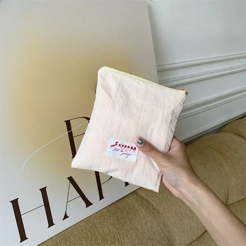 Simple Canvas Cosmetic Bag Clutch Bag Large Makeup Organizer Bags Korean Cosmetic Pouch Women Cute Toiletry Beauty Case