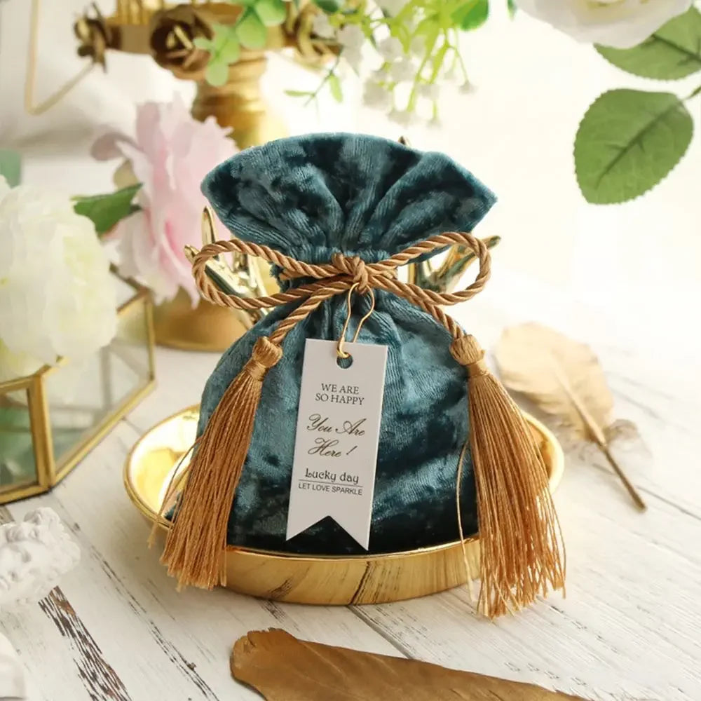 Fashion Velvet Candy Box Gift Bags Portable Velvet Cloth Drawstring Tassel Pocket Wedding Party Candy Pouches