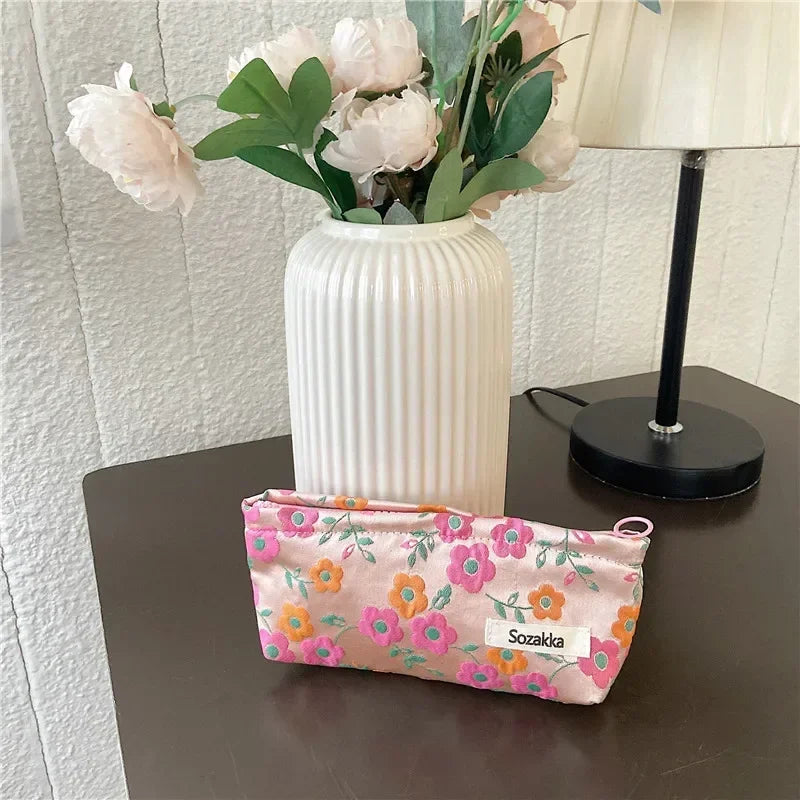 New Flower Pattern Women Makeup Bag Toiletries Cosmetic Organizer Zipper Bag Travel Wash Pouch Cosmetic Bag Make Up Storage Case