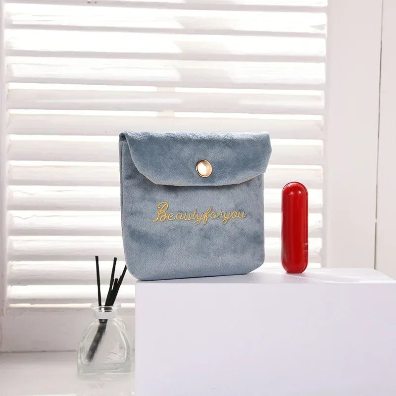 Women Velvet Soft Small Cosmetic Bag Hasp Girl Lipstick Bag Sanitary Pads Organizer Pouch Travel Makeup Bags Mini Beauty Case