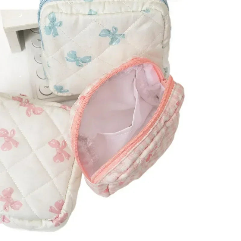 Heart Print Sanitary Napkins Storage Bag Feminine Period Pouch Portable Tampon Organizer Bag Mini Makeup Lipstick Storage Pouch