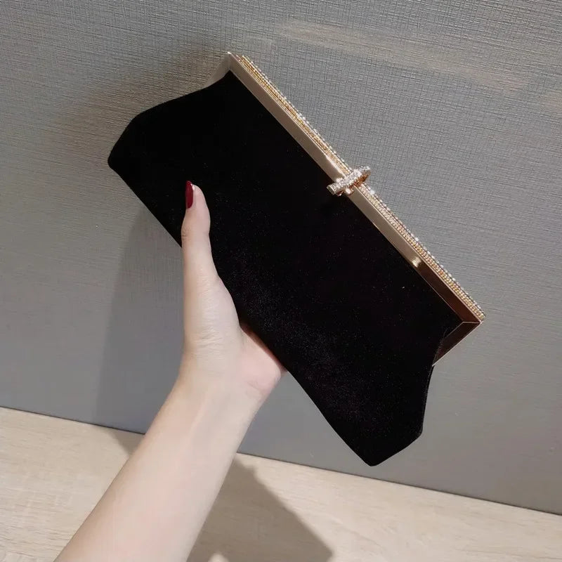 Women Retro Black Velvet Evening Clutch Bag Glitter Rhinestone Buckle Banquet Party Ladies Handbag Purse with Chain