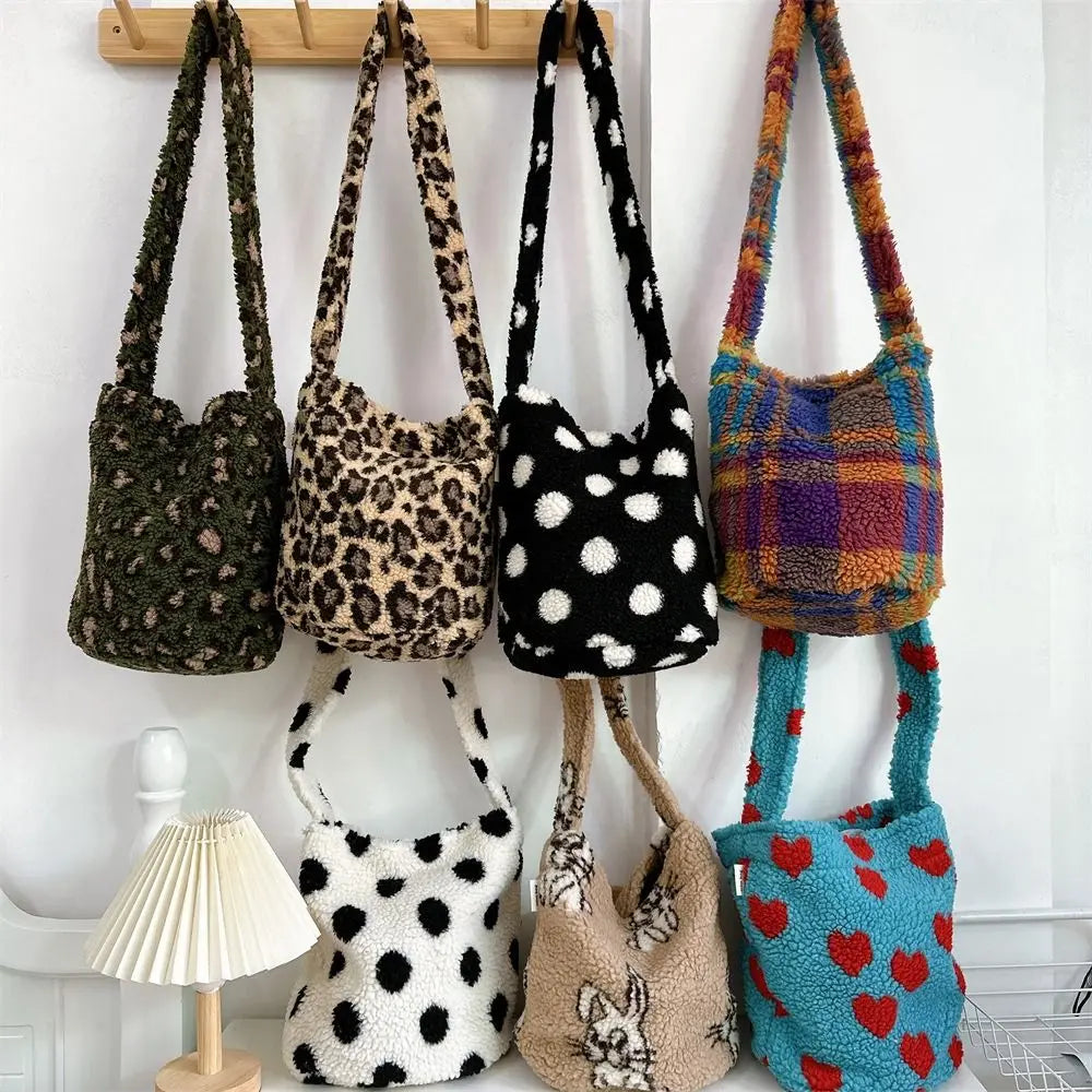 Leopard Print Lambswool Bucket Bag - Plush Winter Crossbody Pouch