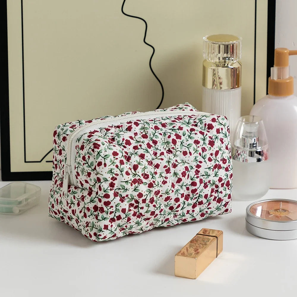 Fashion Flower Makeup Storage Bag Portable Travel Organizer Cosmetic Toiletry Pouch Cute Make Up Handbag Floral Bags