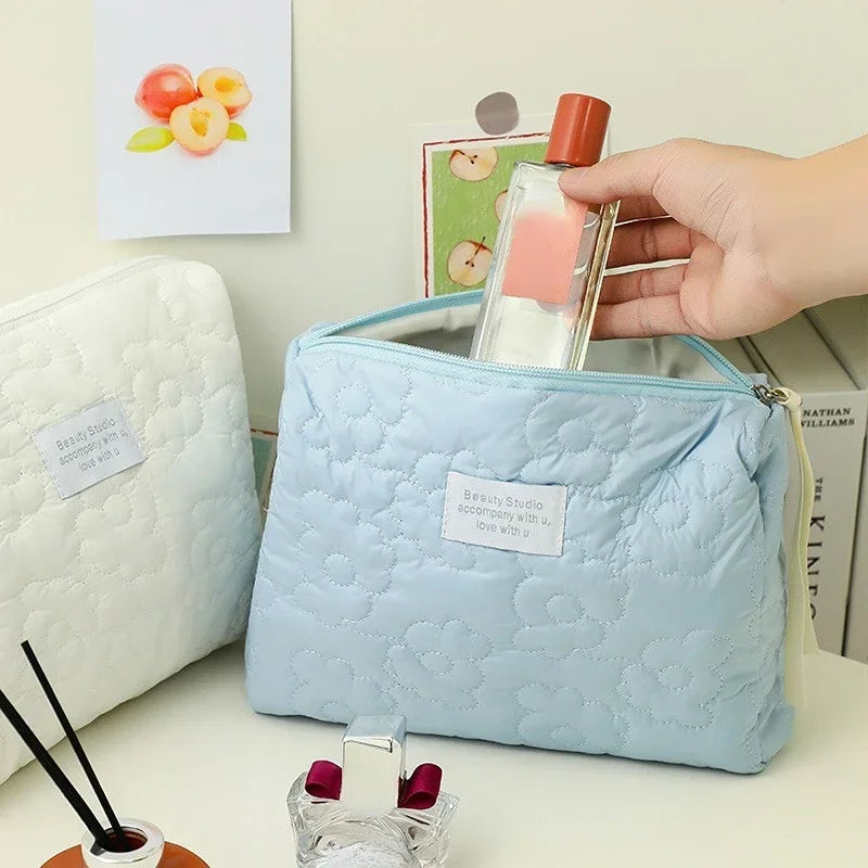 New Flower Pattern Women Makeup Bag Toiletries Cosmetic Organizer Zipper Bag Travel Wash Pouch Cosmetic Bag Female Make Up Bags