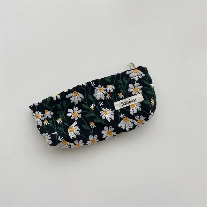 New Flower Print Cosmetic Bag Vintage Style Women Pencil Case Makeup Bag Zipper Pouch Lipsticks Make Up Brush Bag Makeup Pouch