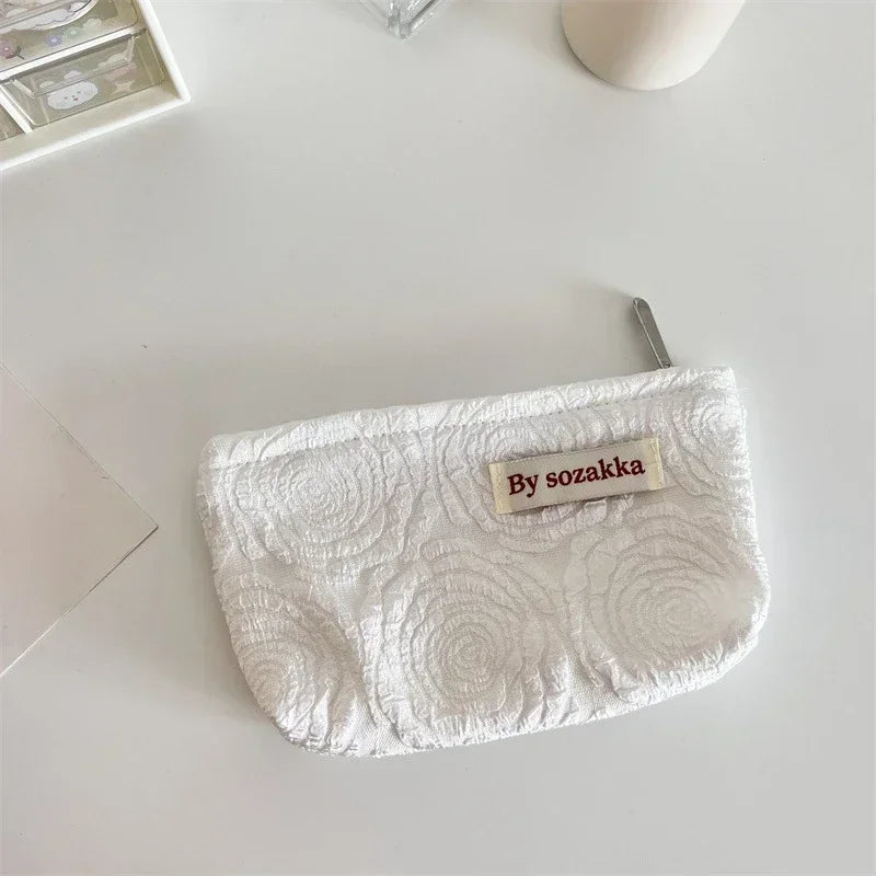 Korean Style 3D Flower Printed Makeup Bag for Women Small Cosmetic Bag Make Up Brushes Lipsticks Storage Bag Cute Pencil Case