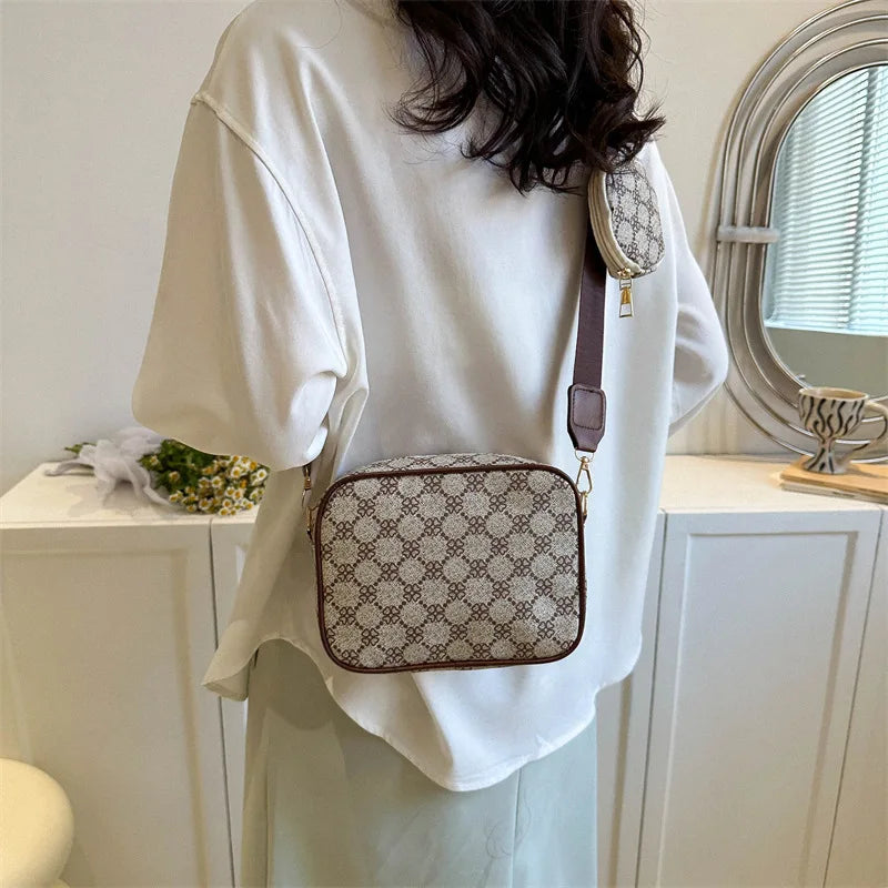 Women's single shoulder crossbody bag, mother small square bag, retro patterned crossbody bag, luxurious square bag