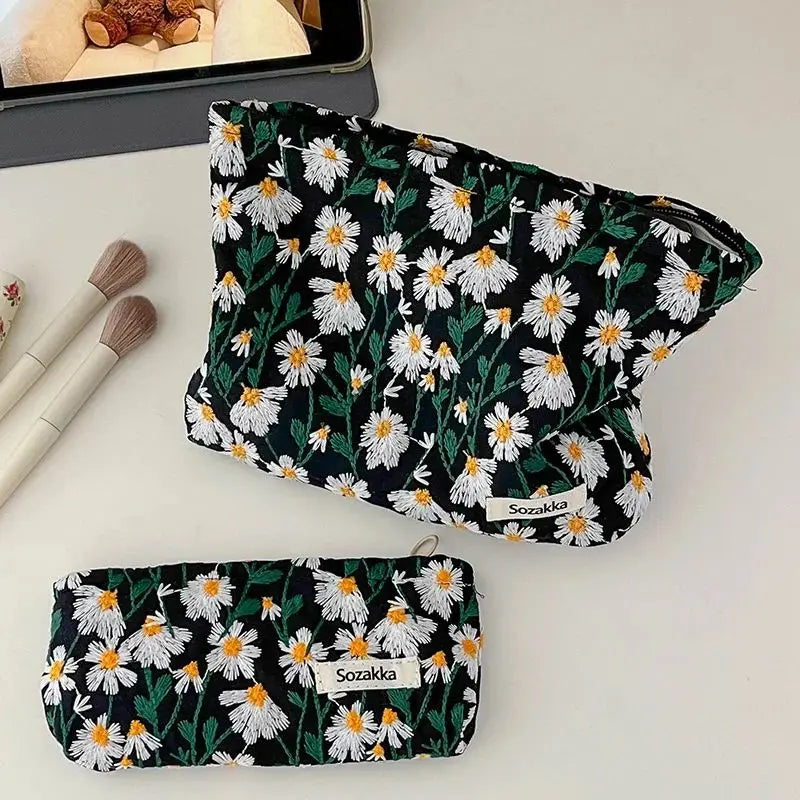 Cosmetic Bag Women Floral Makeup Case Organizer Korean Embroidery Cosmetic Pouch Travel Toiletry Bag Corduroy Canvas Beauty Case