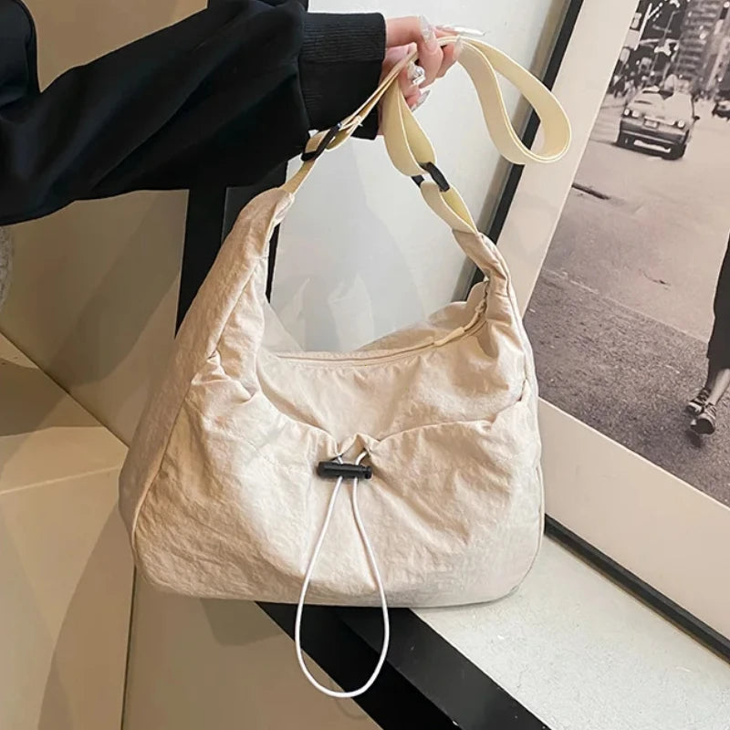 Fashionable Solid Color Pleated Crossbody Bag New Niche Design Nylon Shoulder Bag Casual Versatile Classroom Commuting SaddleBag