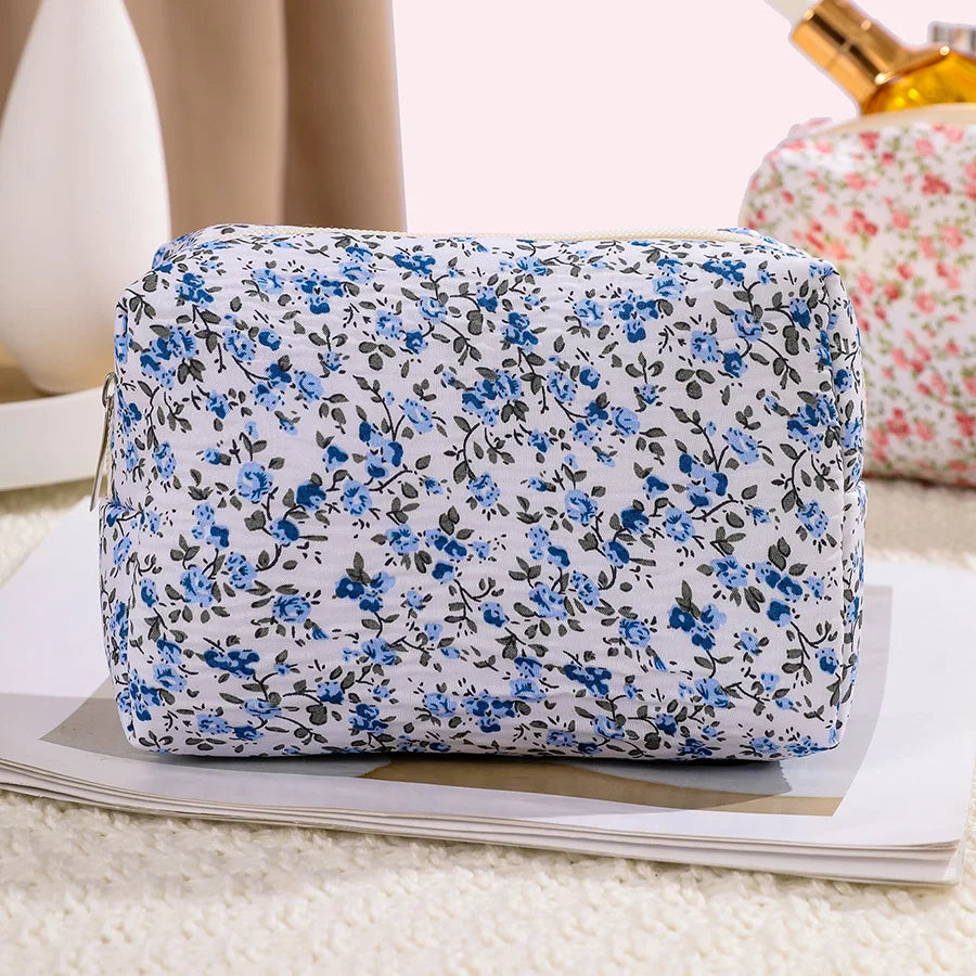 New Floral Ladies Travel Storage Bag Retro Flower Women's Cosmetic Bags Cute Girls Pencil Case Makeup Bag Handbags