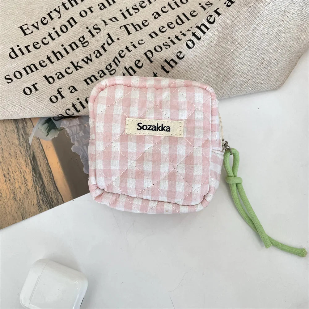 Mini Cute Plaid Square Cosmetic Bag Women Portable Earphones Lipstick Sanitary Napkins Storage Pouch Small Makeup Zipper Bags