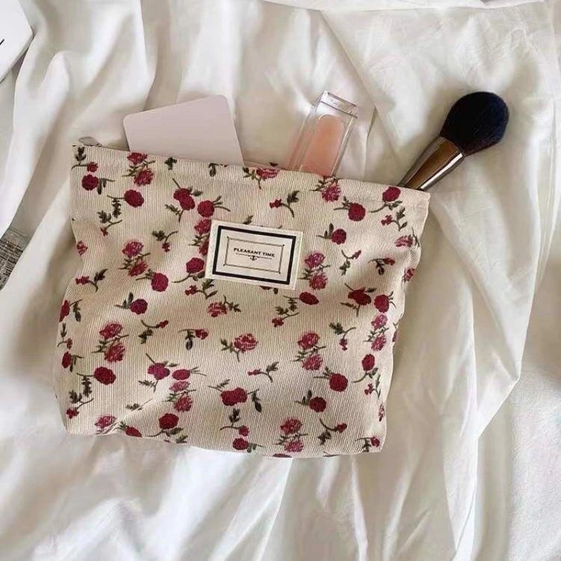 Flowers Women Cosmetic Bag Cotton Cloth Makeup Pouch Large Travel Bag Lipstick Organizer Cases Fashion Zipper Clutch Phone Purse