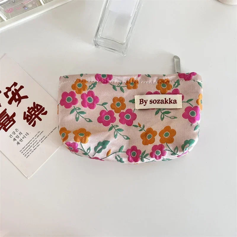 Korean Style 3D Flower Printed Makeup Bag for Women Small Cosmetic Bag Make Up Brushes Lipsticks Storage Bag Cute Pencil Case