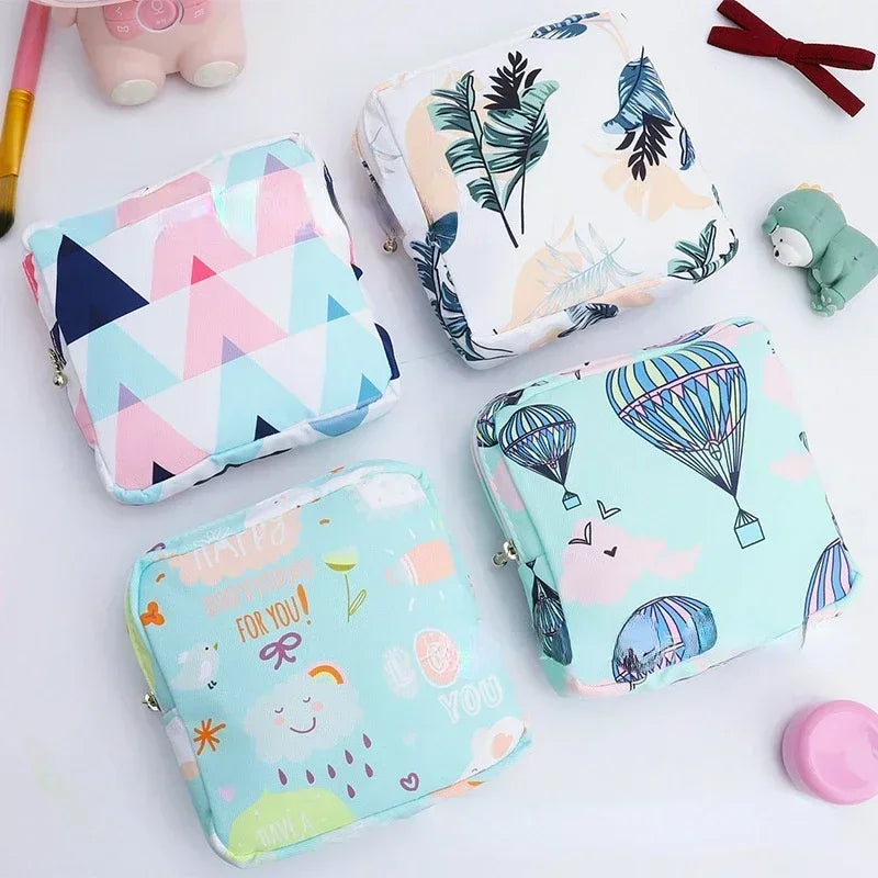 Women Cute Cartoon Mini Cosmetic Bags Lipstick Sanitary Pad Storage Bag Fashion Ladies Beauty Makeup Organizer Purses Bag Pouch