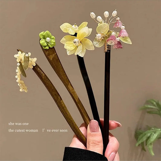 1Pcs New Hair Clip Ancient Chinese Hairpin New Chinese Style Palace Hanfu Hair Stick with Tassels Traditional Hair Insert