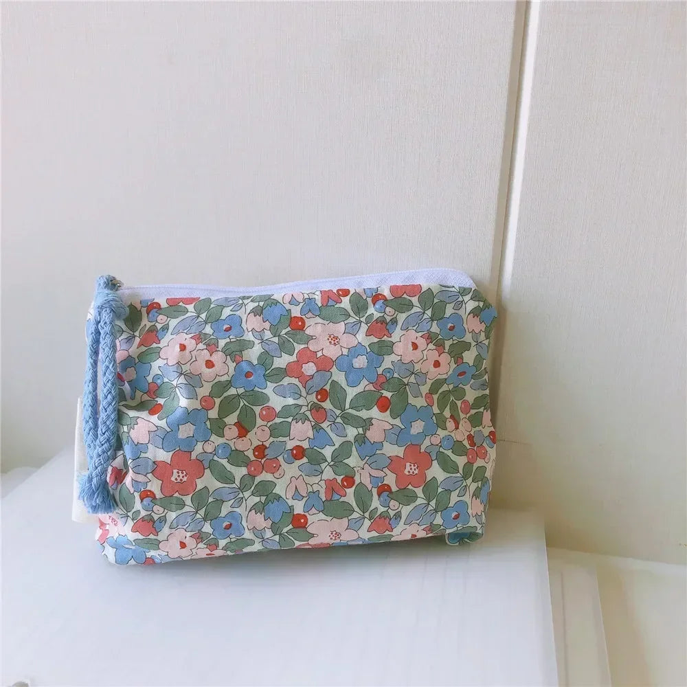 Japan Style Floral Coin Purse Women Clutch Wallet Change Purse Girls Cute Small Wallet Lipstick Coin Pouch Cosmetic Storage Bag