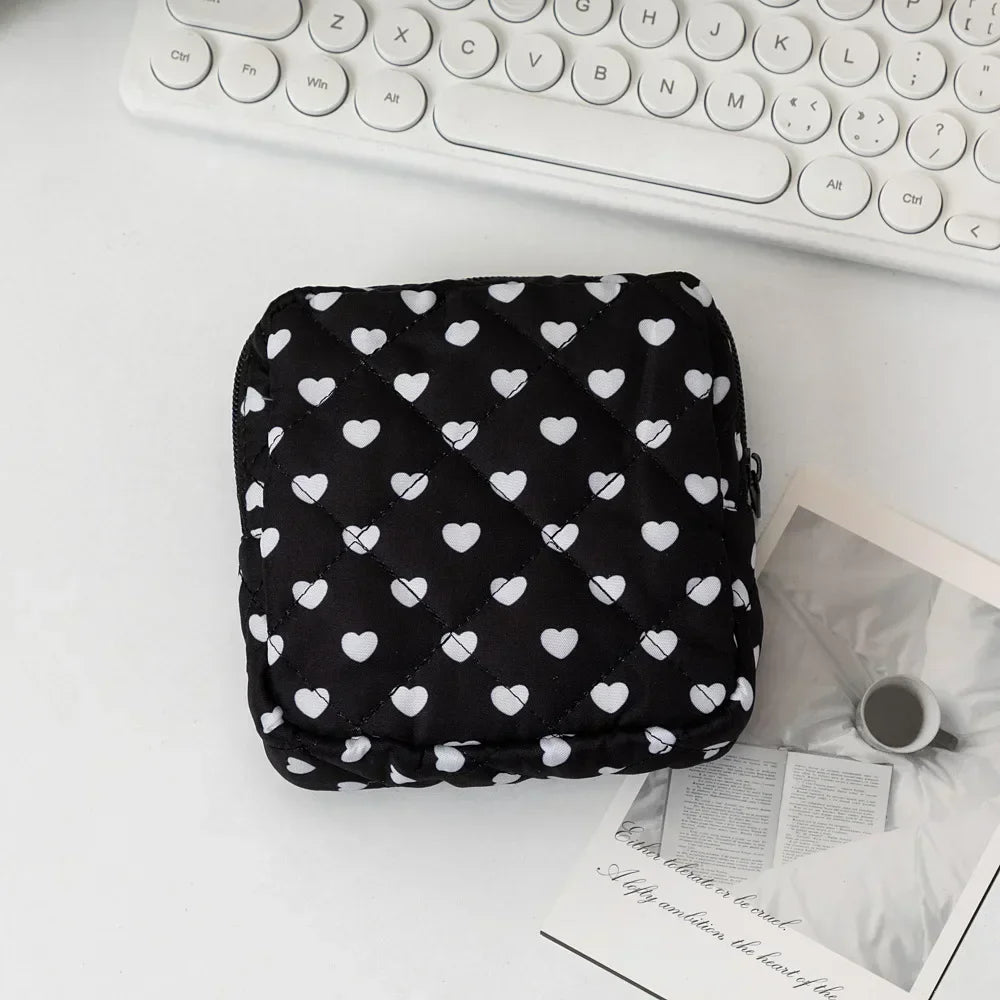 Korean Girls Heart Print Makeup Case Cute Women Zipper Square Mini Lipstick Cosmetic Bag Sanitary Napkin Storage Bags