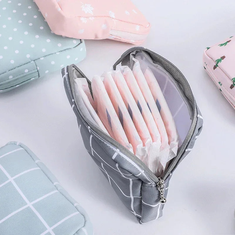 Women small cosmetic bag set zipper girls mini Sanitary Napkins makeup lipstick bags travel earphone coin organizer pouch bags