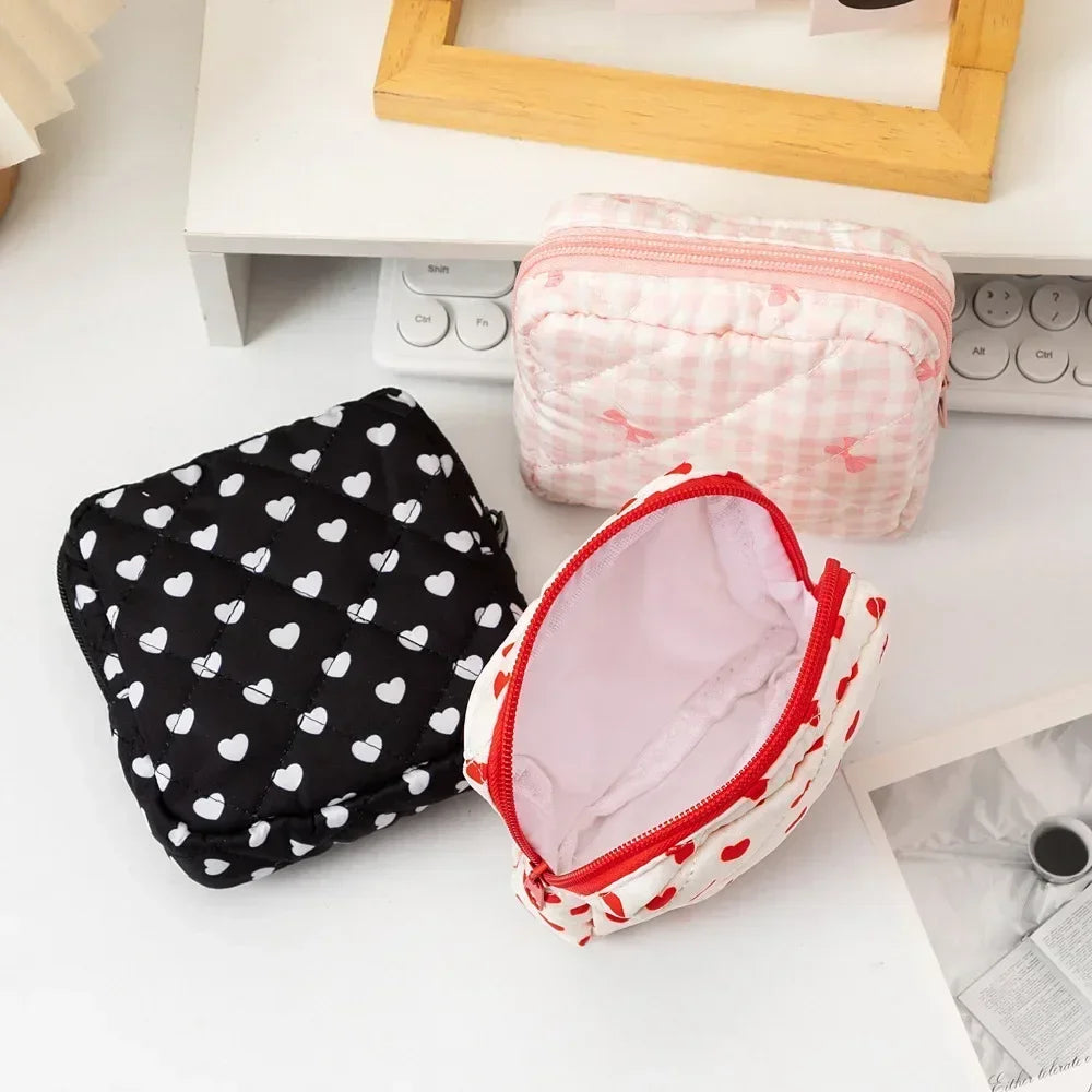 Korean Girls Heart Print Makeup Case Cute Women Zipper Square Mini Lipstick Cosmetic Bag Sanitary Napkin Storage Bags