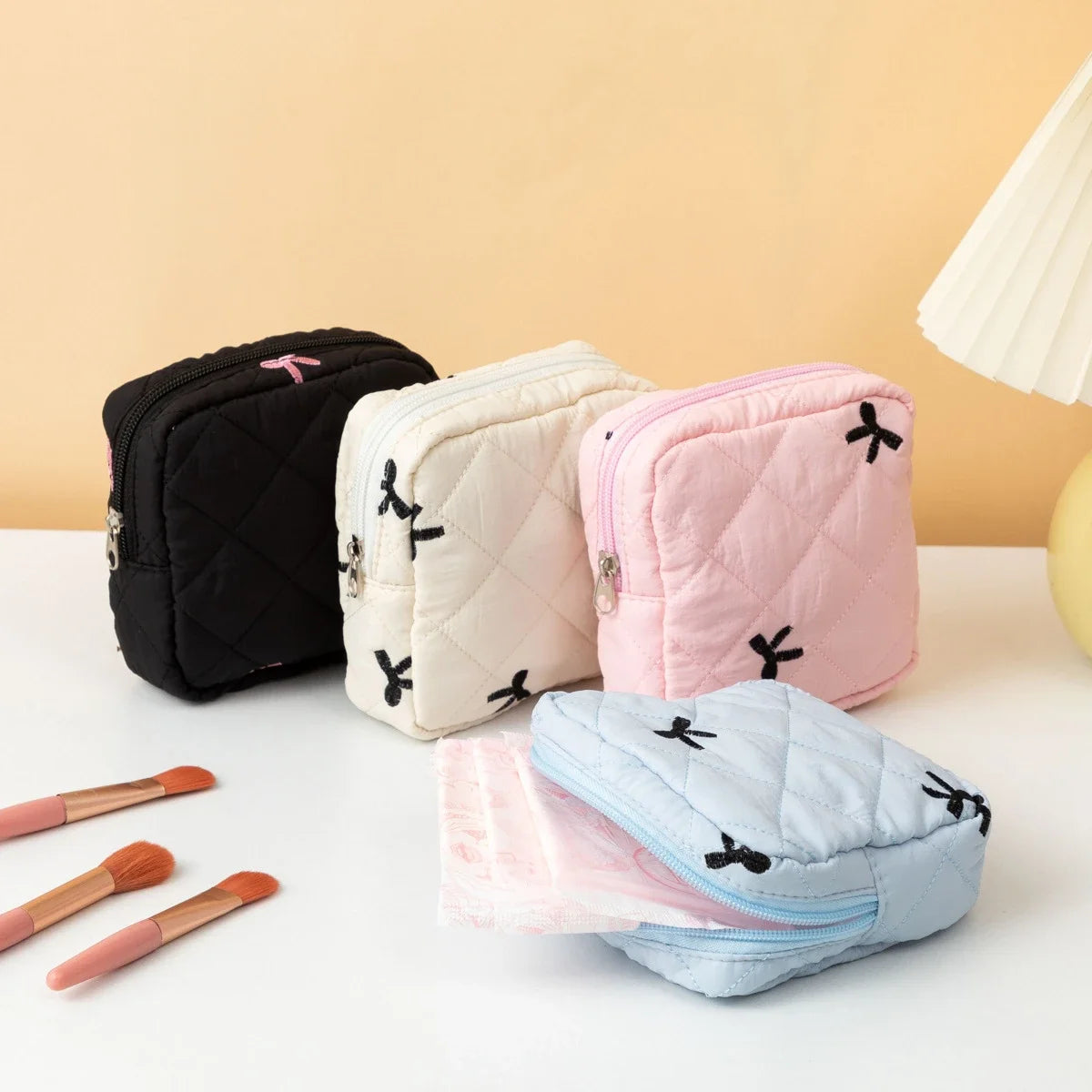 Candy Color Bow Canvas Lipstick Cosmetic Bag Cute Women's Makeup Bag Large Capacity Sanitary Napkins Storage Bag Tampon Pouch