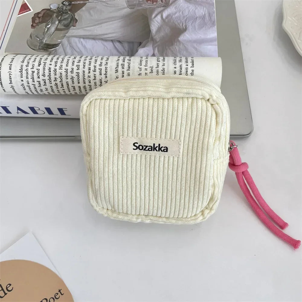 Kawaii Travel Small Cosmetic Lipstick Earphone Storage Bag Purse Women Portable Mini Makeup Handbags Wallet Pouch Bags Organizer