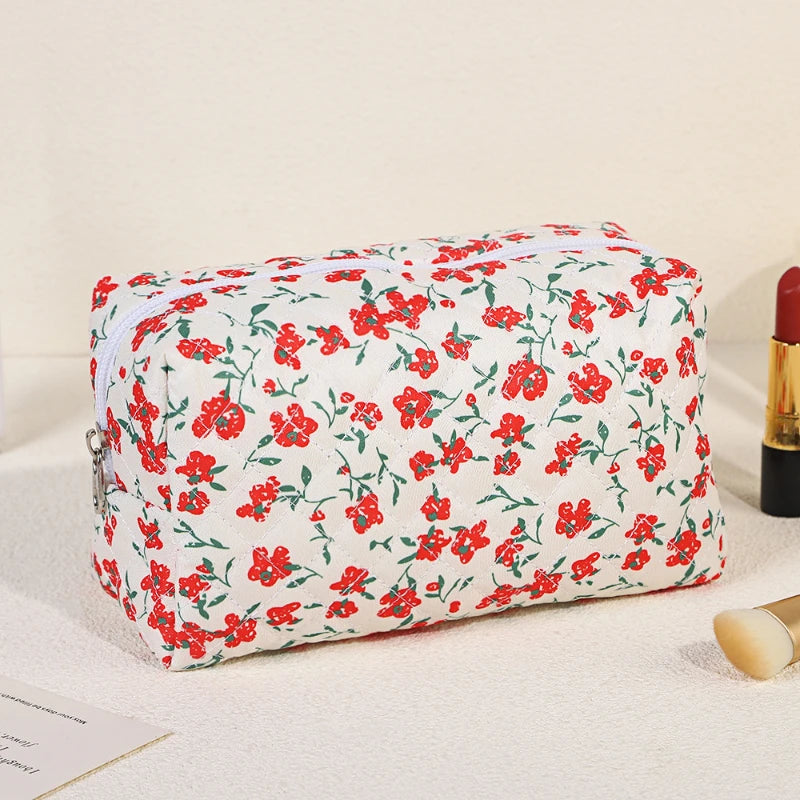 Small Fresh Floral Cosmetic Bags Pink Flower Storage Make Up Bags for Women Lady with Zipper Travel Organizer Makeup Bag Case