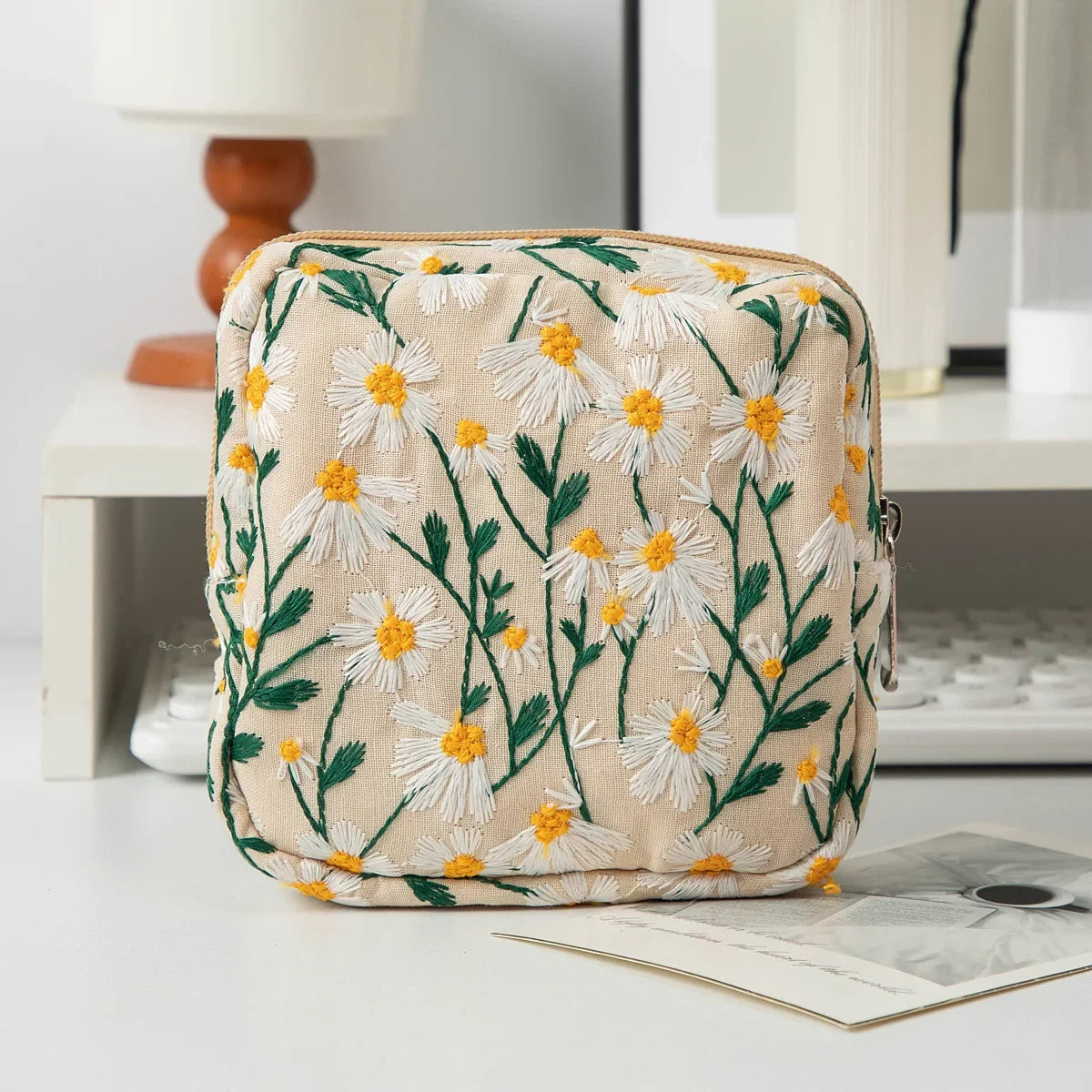 Floral Embroidery Women Cosmetic Bag Canvas Zipper Make Up Bag Travel Washing Makeup Organizer Beauty Case Storage Pouch