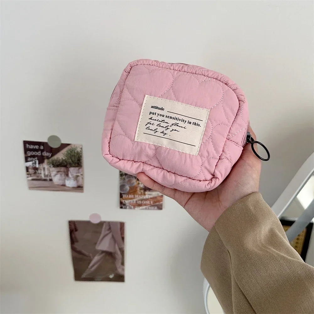 Women Travel Small Cosmetic Bag Girls Ladies Cute Flower Plaid Lipstick Makeup Bags Organizer Sanitary Napkin Pad Storage Bag