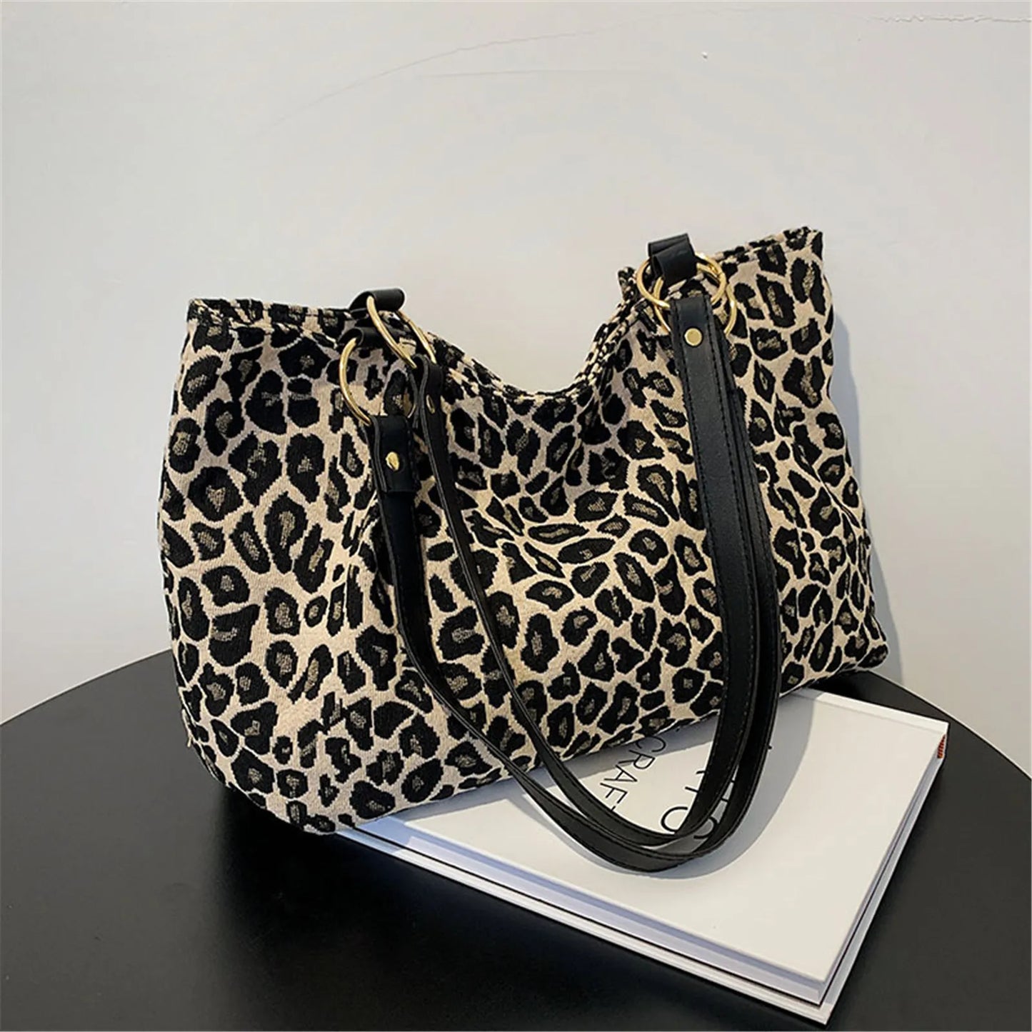 Leopard Print Large Capacity Shoulder Bag - Retro Handbag Tote