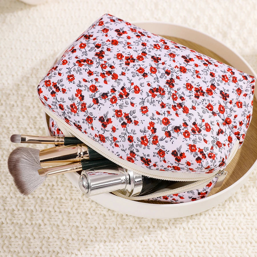 New Floral Ladies Travel Storage Bag Retro Flower Women's Cosmetic Bags Cute Girls Pencil Case Makeup Bag Handbags