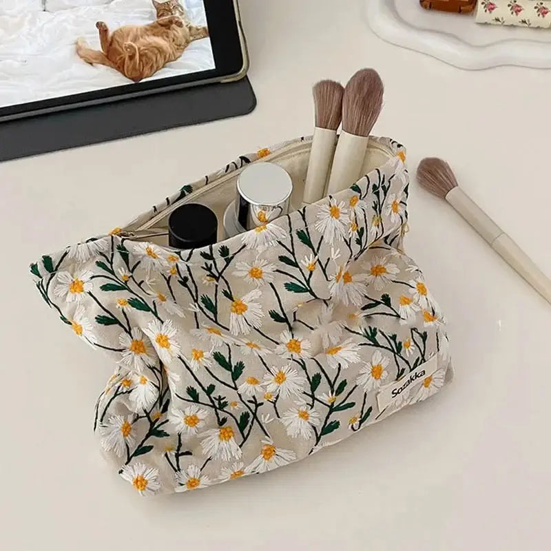 Cosmetic Bag Women Floral Makeup Case Organizer Korean Embroidery Cosmetic Pouch Travel Toiletry Bag Corduroy Canvas Beauty Case