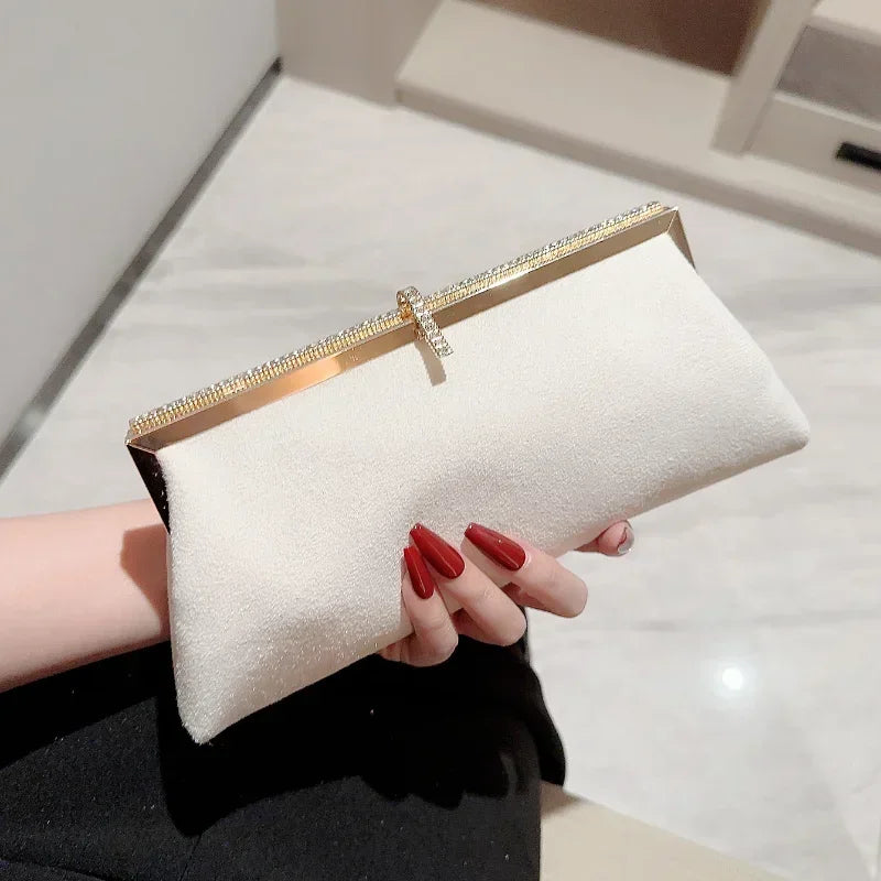 Women Retro Black Velvet Evening Clutch Bag Glitter Rhinestone Buckle Banquet Party Ladies Handbag Purse with Chain