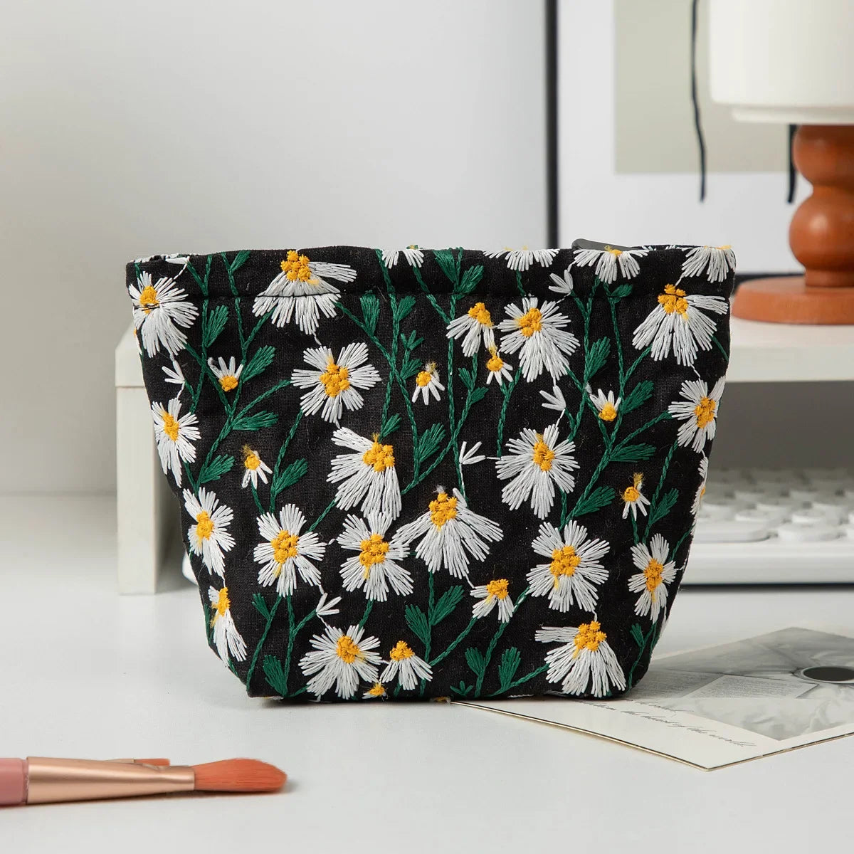 Floral Embroidery Women Cosmetic Bag Canvas Zipper Make Up Bag Travel Washing Makeup Organizer Beauty Case Storage Pouch