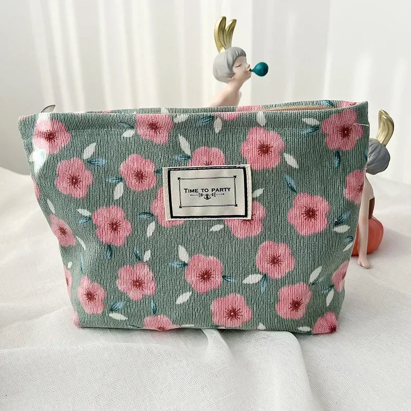 Flowers Women Cosmetic Bag Cotton Cloth Makeup Pouch Large Travel Bag Lipstick Organizer Cases Fashion Zipper Clutch Phone Purse