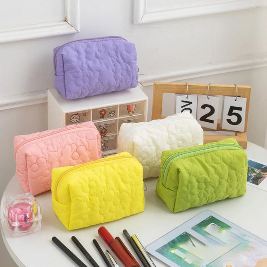 Fashion Quilted Flower Makeup Bag Large Capacity Portable Cosmetic Storage