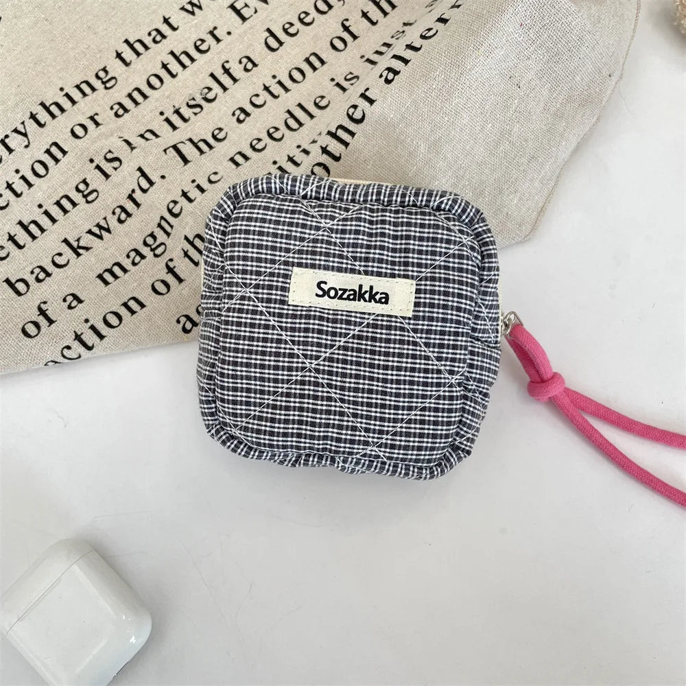 Mini Cute Plaid Square Cosmetic Bag Women Portable Earphones Lipstick Sanitary Napkins Storage Pouch Small Makeup Zipper Bags