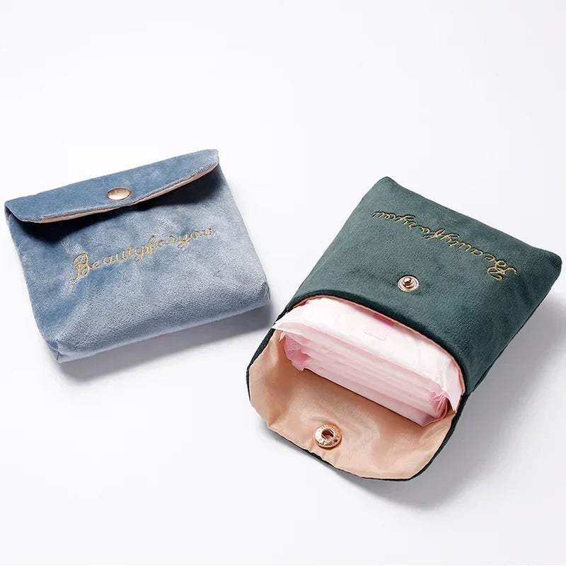 Women Girl Velvet Cute Small Cosmetic Bag Travel Napkin Sanitary Pad Lipstick Organizer Bag Purse Pouch Makeup Bags Case Pouch