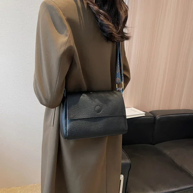 Solid Leather Tote Crossbody Bag for Women 2025 Tend Female Simple Shoulder Side Bag Quality Female Handbags and Purses