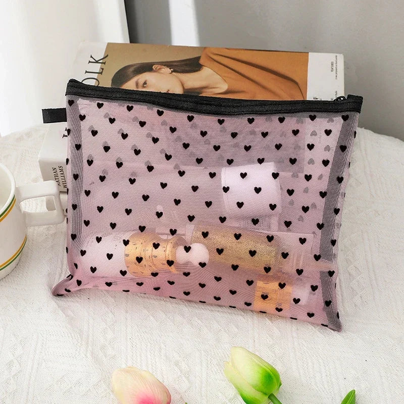 Nylon Mesh Cosmetic Bag Zipper Heart Shaped Toiletry Organizer Makeup Bags Multifunctional Women Girls Lipstick Coin Purse Pouch