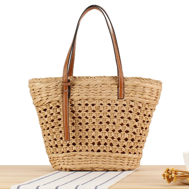 Summer Handwoven Straw Beach Women Tote Bags 2025 Vintage Hollow Out Basket Rattan Handbag Vacation Shoulder Bag New Beach Bag