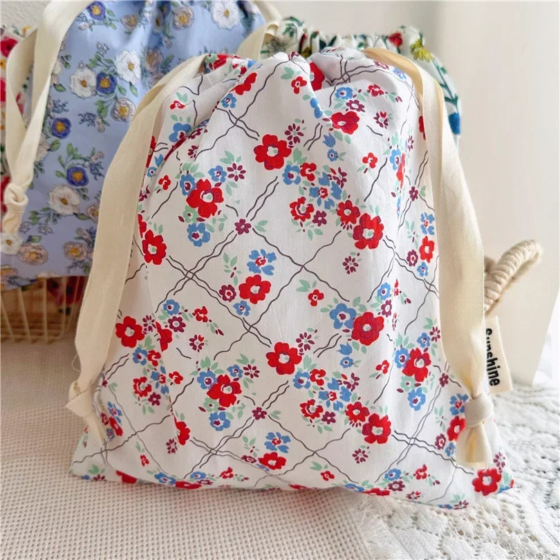 Portable Organizer for Underwear Socks Bra Cotton Makeup Bag Travel Drawstring Bags Ins Flower Print Clothes Cosmetic Bags 2025