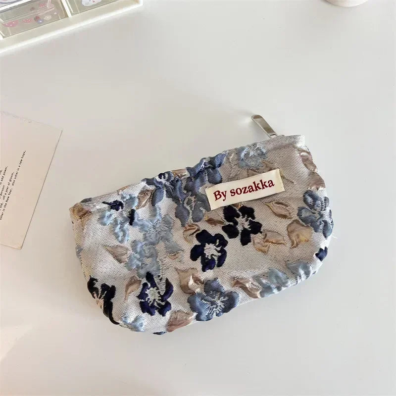 Korean Style 3D Flower Printed Makeup Bag for Women Small Cosmetic Bag Make Up Brushes Lipsticks Storage Bag Cute Pencil Case