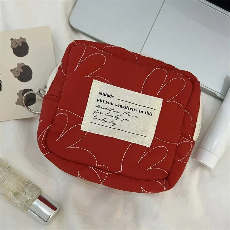 Women Travel Small Cosmetic Bag Girls Ladies Cute Flower Plaid Lipstick Makeup Bags Organizer Sanitary Napkin Pad Storage Bag