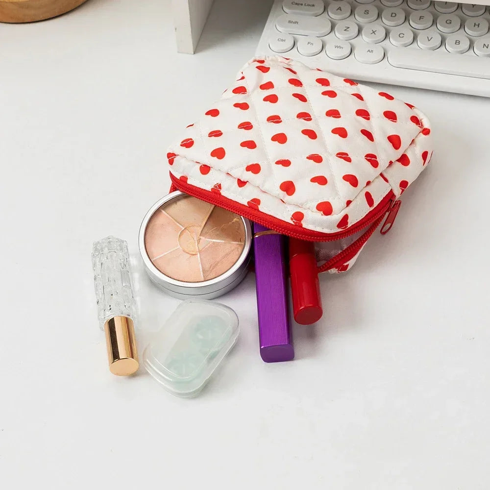 Cute Heart Print Cosmetic Bag Lipstick Brush Storage Bag Travel Toiletry Kit Women Kawaii Makeup Handbags Organizer Pouch Bags