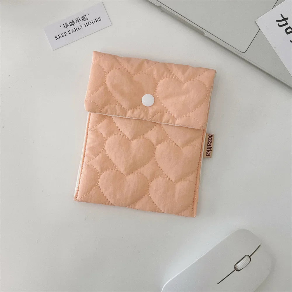 Candy Color Heart Shaped Cosmetic Bag Women Portable Earphones Lipstick Sanitary Napkins Storage Pouch Small Makeup Zipper Bags