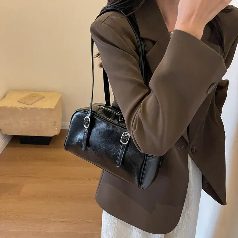 Woman's Boston Shoulder Crossbody Bag Monochrome Fashion Handbag with Adjustable Straps armpit Bag for Work Shopping Travel