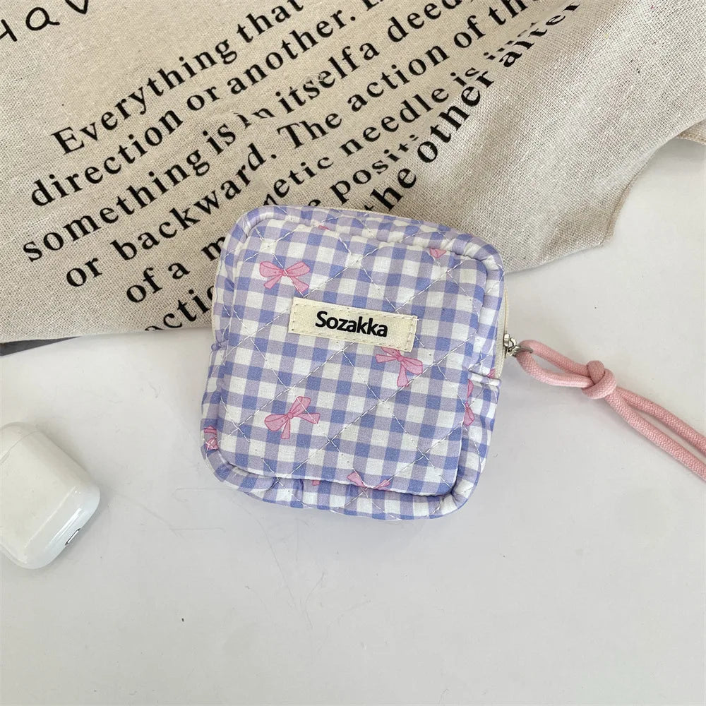 Mini Cute Plaid Square Cosmetic Bag Women Portable Earphones Lipstick Sanitary Napkins Storage Pouch Small Makeup Zipper Bags