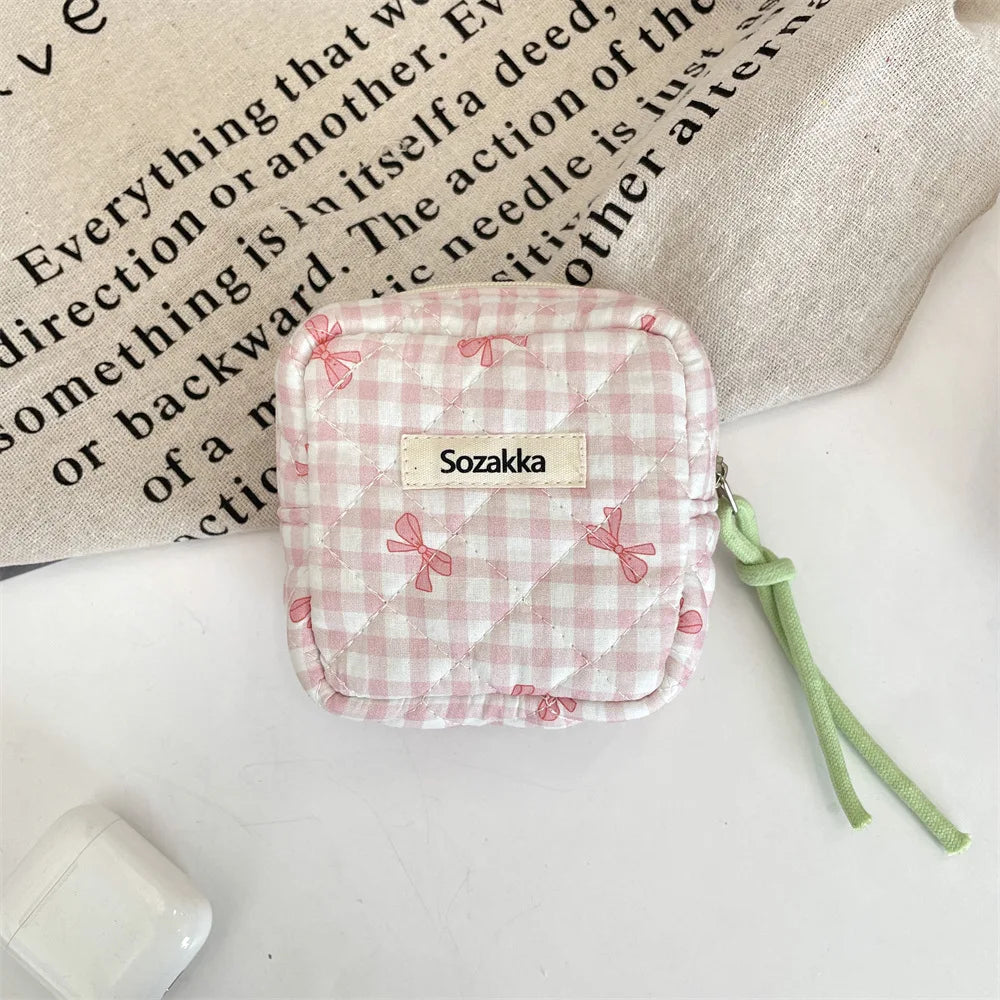 Mini Cute Plaid Square Cosmetic Bag Women Portable Earphones Lipstick Sanitary Napkins Storage Pouch Small Makeup Zipper Bags